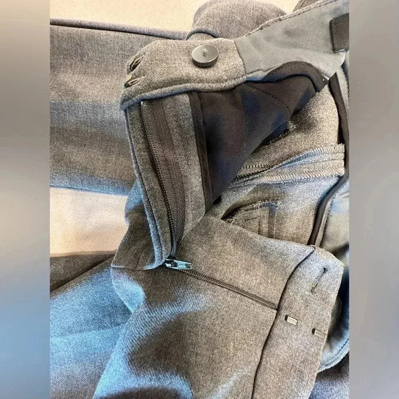 Express Black Skinny Pants Like New - Picture 6 of 10